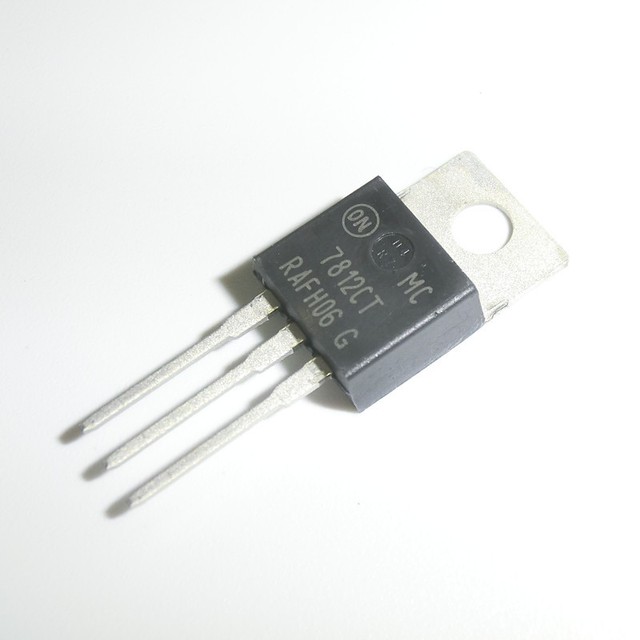 10PCS 7812CT MC7812CT MC7812CTG 1.0 A Positive Voltage Regulators TO ...