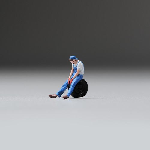 1/64 Sit On Tire Man Mini Doll Scene Props Figures Model Fit Cars Vehicle Toys - Picture 1 of 9