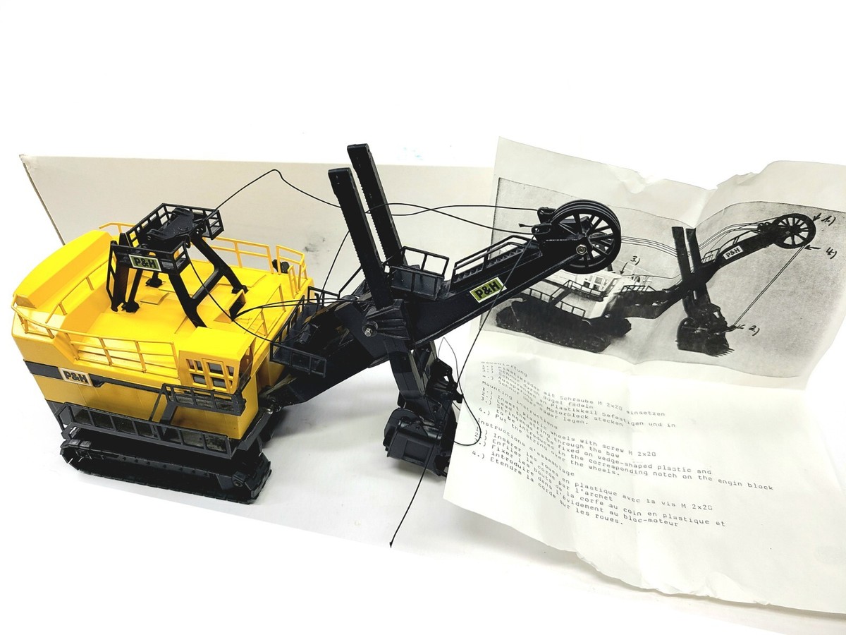 P&H 2800 Electric Mining Shovel - Conrad 1:87 Scale Diecast Model