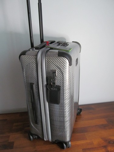 TUMI Executive Tegra Lite Graphite Expandable Light Carry-On Spinner $895.00-NWT - Picture 2 of 14