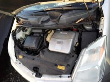 Used Front Suspension Stabilizer Bar fits: 2004 Toyota Prius Front exc. 16`` whe