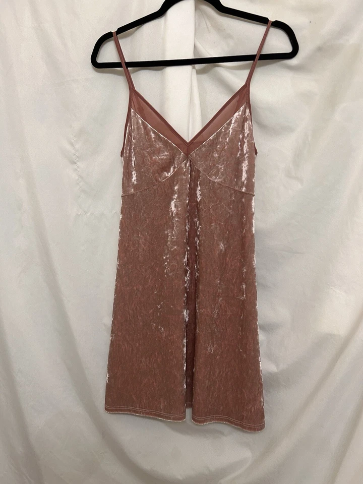 玫瑰粉色天鹅绒婴儿娃娃背心仙女波西米亚尺寸 Xs /小号全新 Coquette — 第 3/4 张图片