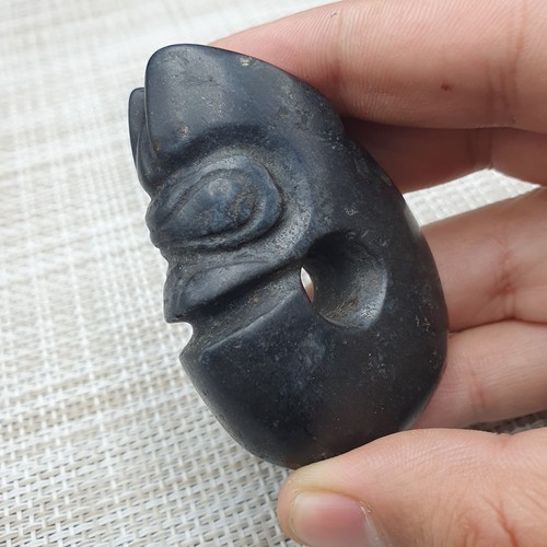 Black Magnetic Antique Stone jade Animal carving stone Amulet Bead - Picture 13 of 17