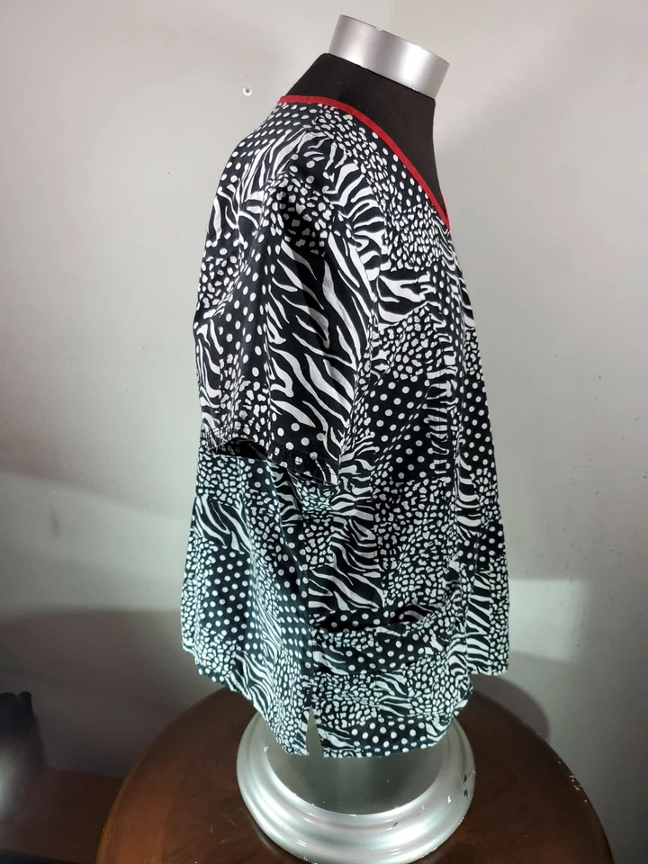 Scrub Star Size Medium MULTICOLOR Patterned Cotton Medical Scrub - Image 4 of 4