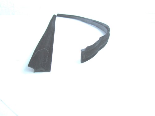 Fensterschacht Gummi Opel Manta B Ascona B Beflockt L+R  door outer recess - Bild 1 von 1