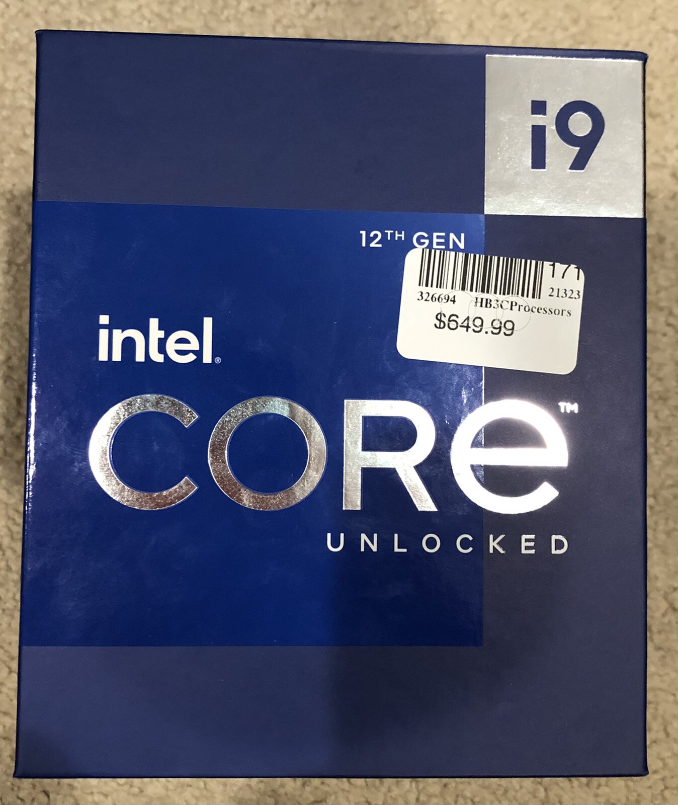 Intel Core i9-12900K - Core i9 12th Gen Alder Lake 16-Core (8P+8E) 3.2 GHz LGA 1