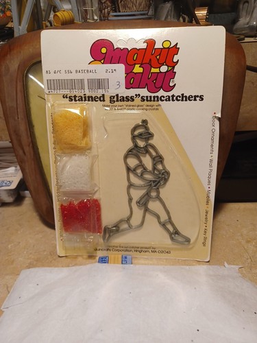 Vintage Makit & Bakit "Buntglas" Sonnenfänger Baseball Neu aus altem Lagerbestand