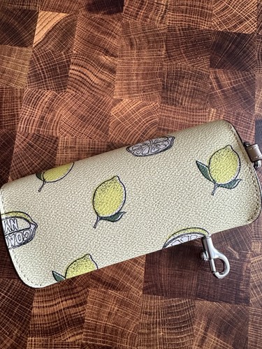 Coach Sunglass Case In Signature Canvas73639 Pick color - Picture 27 of 27