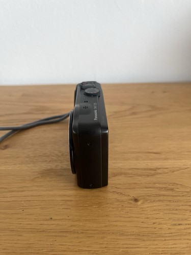 Panasonic Lumix DMC-TZ35 Digital Camera Black 2 Batteries And USB Charging Cable - Picture 3 of 17