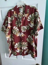 Paradise Found Hawaiian Shirt Mens Size XL Red Palms USA Made Beach 100% Rayon