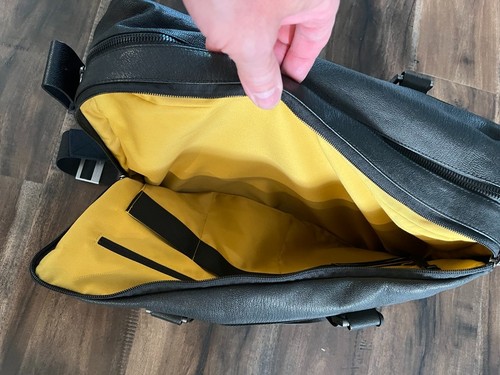 Porsche Design leather weekender/duffle bag - Picture 10 of 13
