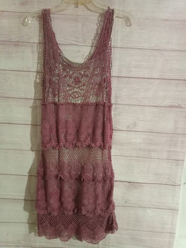 American Eagle Scalloped Crochet Dress Size Medium Lined Pink Solid Boho