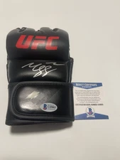 Khamzat Chimaev Signed UFC Glove BECKETT BAS COA BORZ Auto IP Autographed h