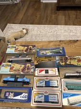 Group Lot Of 10 Vintage Athearn/other Ho Train Cars Reefer Box Car Train Car Etc