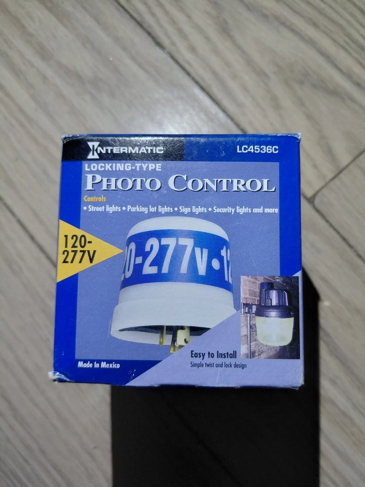 Intermatic LC4536C, Tipo Bloqueo Foto Control, 277-120V. Foto 2 de 2
