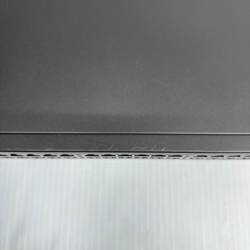Netgear S3300-52X-POE+ 48-Port Gigabit PoE+ Stackable Switch w/ 10G Uplinks - Afbeelding 5 van 10