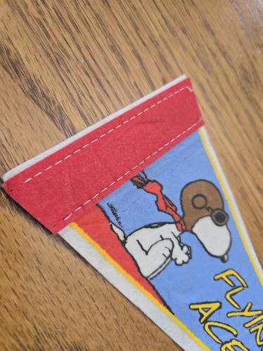 Vintage Peanuts SNOOPY RED BARON "Flying Ace" Small Pennant Never Used - Picture 4 of 8