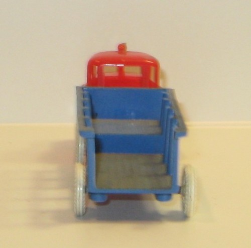 Semirremolque y remolque de plástico Whenatoy rojo y azul de colección hecho en EE. UU. - Imagen 6 de 9