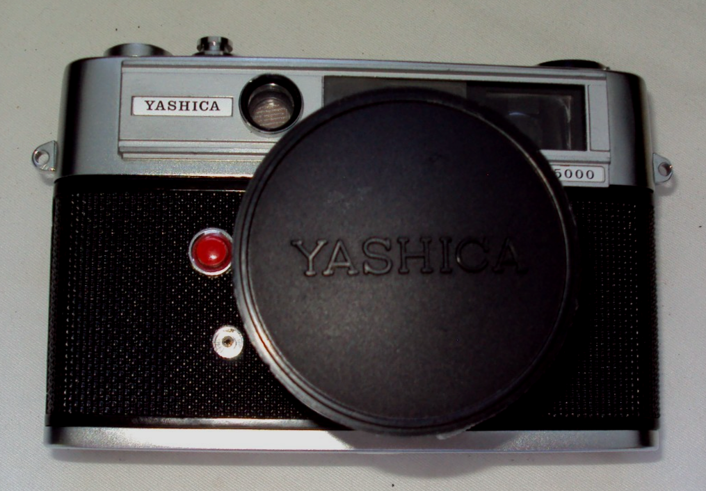 Yashica LYNX-5000-Yashinon 4.5cm 1:1.8 f=4.5cm LENS-Film Camera