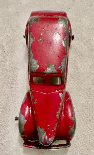 Tootsietoy 230 Red LaSalle Sedan 3" 1947-52 - Picture 6 of 7
