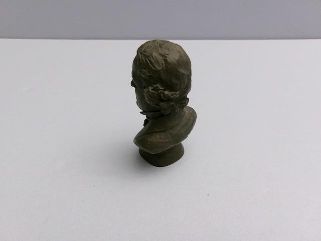 Bild 2 von 4
