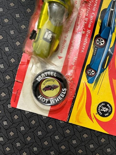 1967 Hot Wheels Silhouette in Blister Lime Green - Original Sweet 16 - Picture 4 of 4