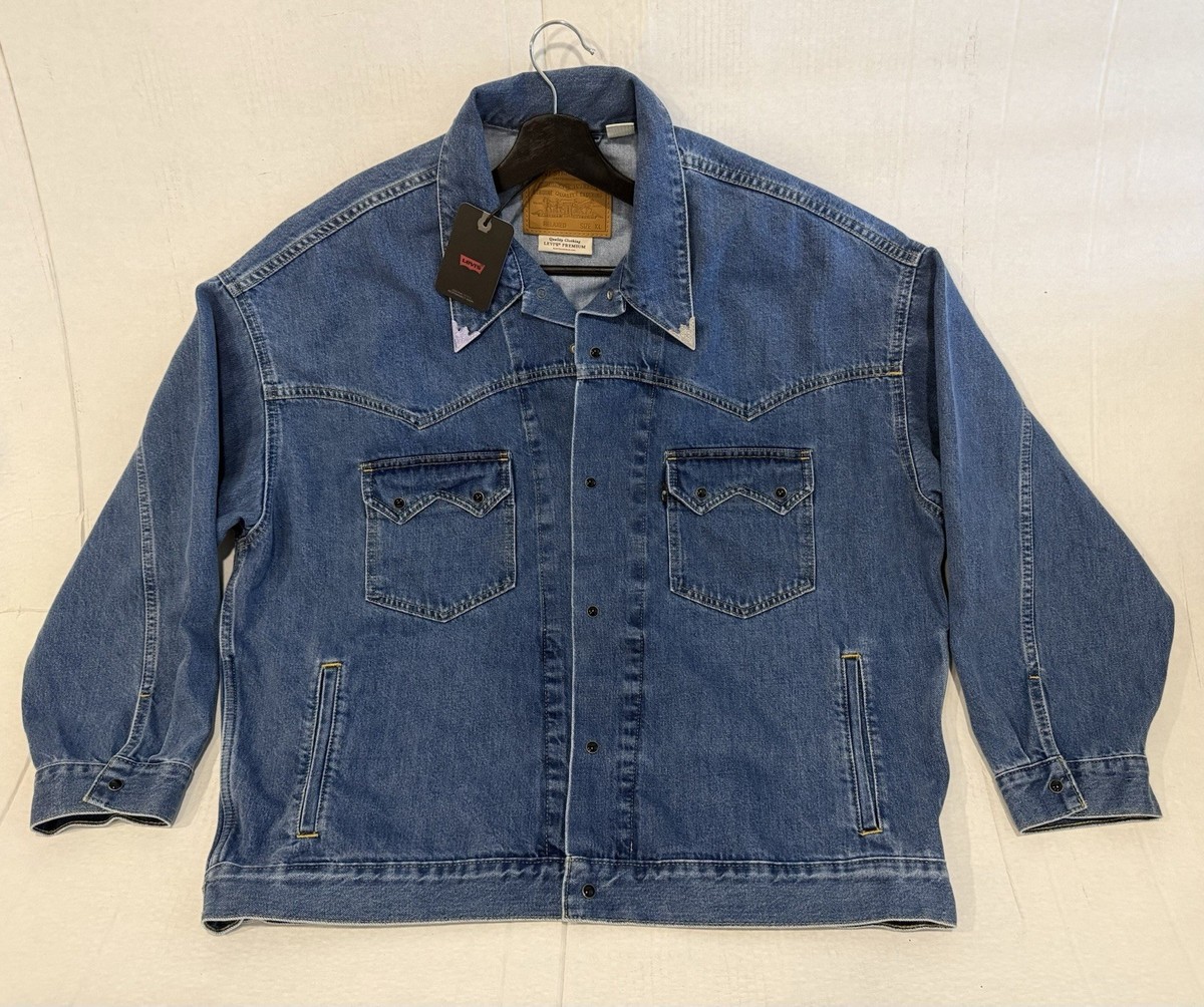 Levi's Premium Denim Western Trucker Jacket Men Color Medium