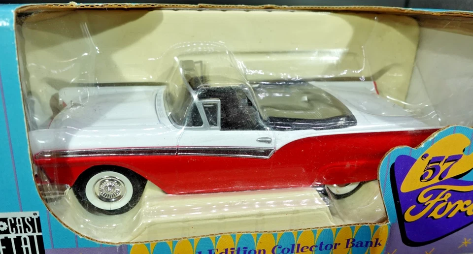Banco de monedas Ford Liberty Classics 1957 1/24 Foto 3 de 3