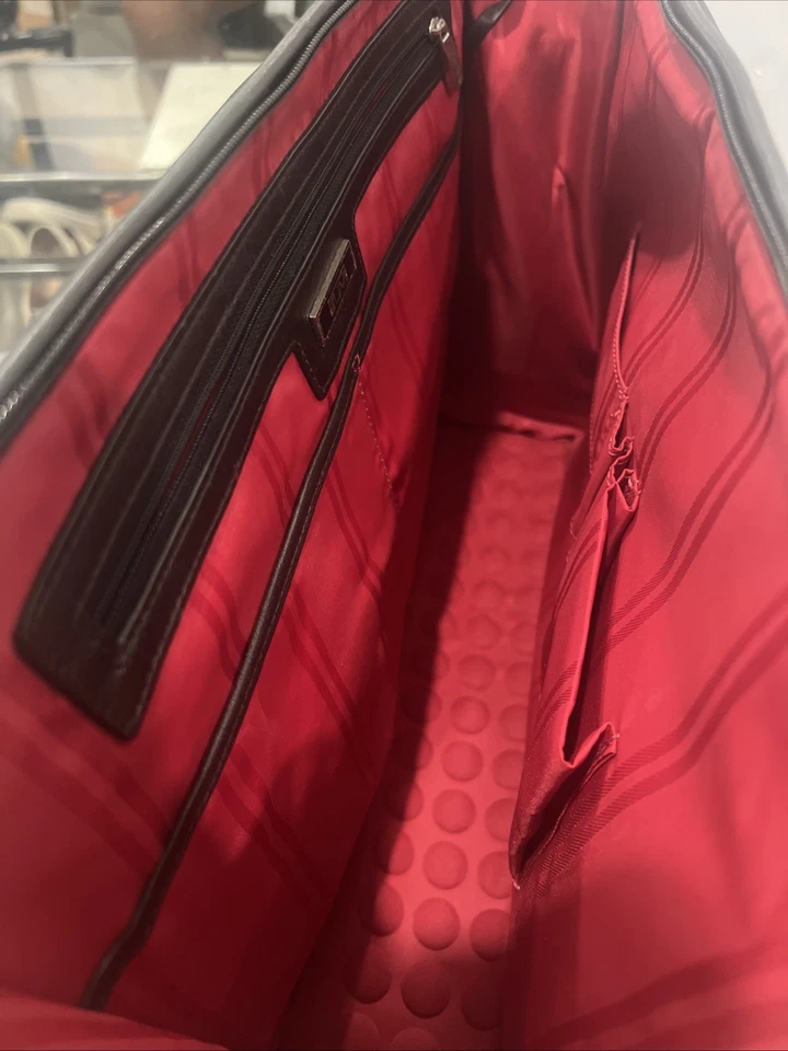 TUMI черный нейлона ноутбука портфель/компьютер сумка логотип красный интерьеры - Изображение 4 из 4