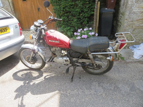 SUZUKI GN125 CAFE RACER. 1994. - Picture 6 of 10