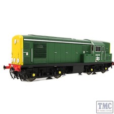 E84707 EFE Rail O Gauge Class 15 D8235 BR Green (Full Yellow Ends)