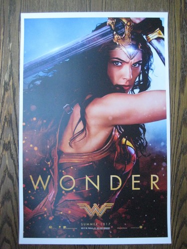 DC Wonder Woman 11" x 17" Collector's Movie Poster ( T3 ) - Picture 2 of 6