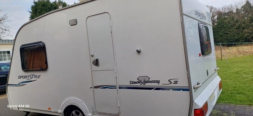 Swift Sport Style Lightweight 2 berth touring caravanh caravan (2012 model) - Picture 19 of 22