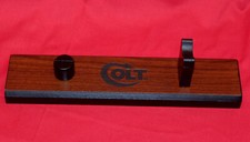 colt-firearms-knife-display-stand