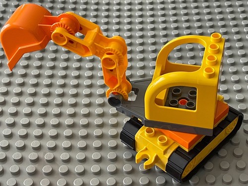 LEGO Duplo Excavator from set 10812 Rotating Cab, Posable Arm with Wheels - Picture 4 of 4