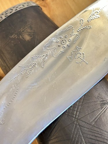 VINTAGE INDIAN GURKHA KUKRI DAGGER WITH SCABBARD Etched Blade Lion Pummel 16” - Picture 5 of 24