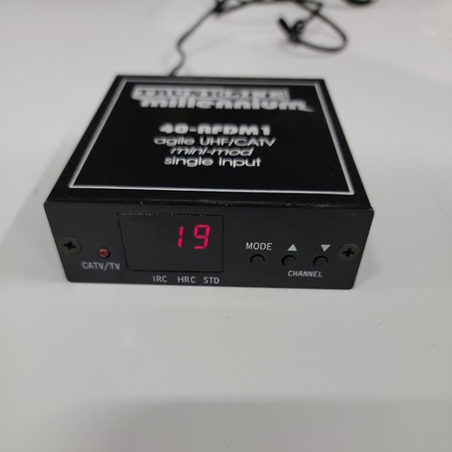 Trunkline Millennium 40 RFDM1 Agile Audio Video Mini-Mod ingresso singolo UHF/CATV - Foto 4 di 5