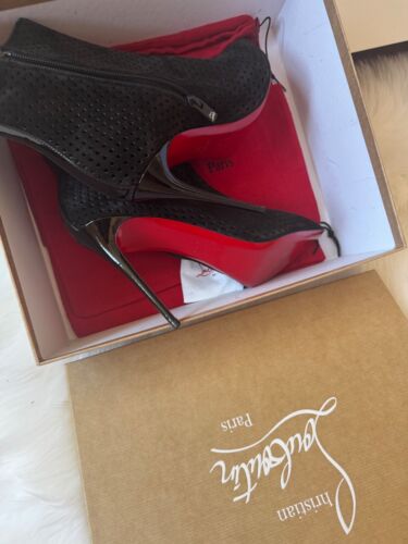 Authentic Christian Louboutin Booty in Black EU41/US11 New With Box - Picture 4 of 14