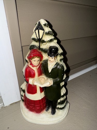 Vintage Cast Iron John Wright Door Stop Christmas Tree and Carolers Hand Painted - Picture 2 of 7