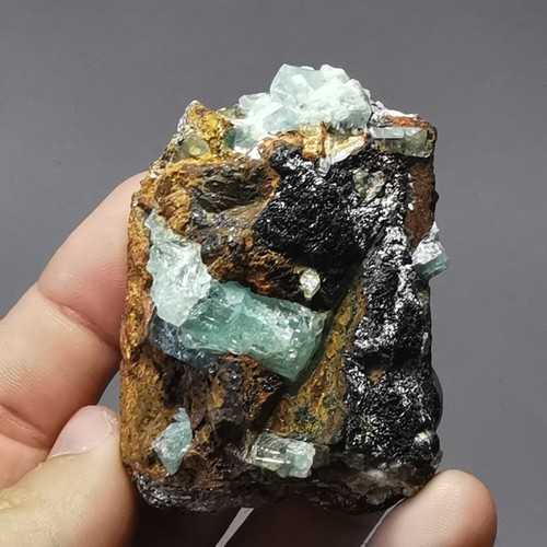 Aguamarina y Heliodoro 813ct con Matriz / Vietnam / Muestra de Cristal Áspero Mineral - Imagen 9 de 15