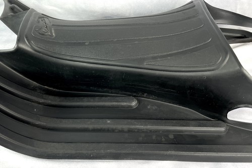 Alfombrilla estribo 2014 Vespa GTS 300 IE súper genuina, Vespa. - Imagen 17 de 18