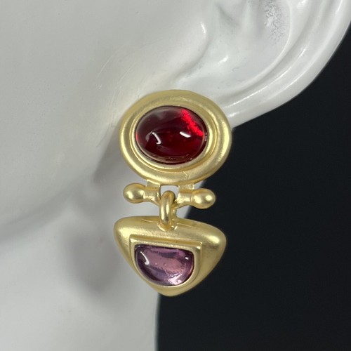Gripoix Style Door Knocker Earrings Red Glass Cabochon Matte Gold Tone Pierced - Picture 3 of 7