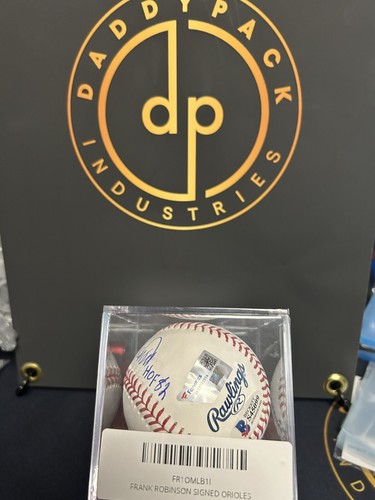 Frank Robinson Signed Ball HOF '82 - Picture 2 of 3