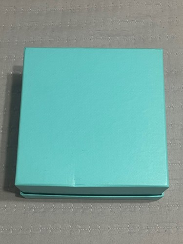 Tiffany & Co. Gift Empty Box 6.25x6.25x3.5 - Picture 3 of 10