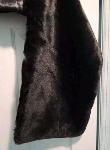Black Faux Fur Shawl Wrap Handmade Bridal Wedding Fancy Elegant Cover Up  - Picture 4 of 10