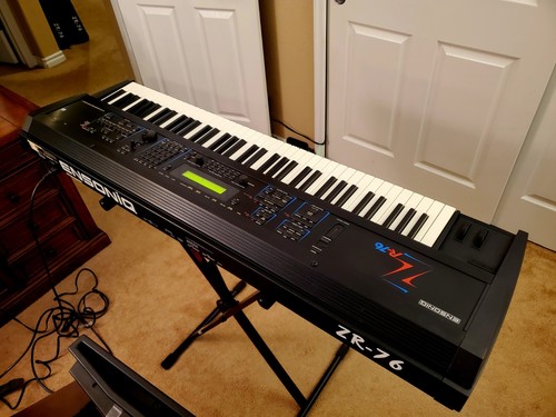 MUST SEE!!! ENSONIQ ZR76 FULLY INSPECTED/SERVICED WORKSTATION AMAZING CONDITION! - Picture 17 of 21
