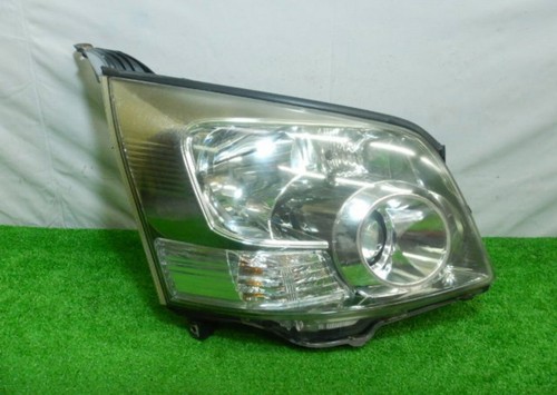 Headlight Headlamp Genuine TOYOTA NOAH KOITO 28-204 HID Used From Japan - Picture 2 of 8