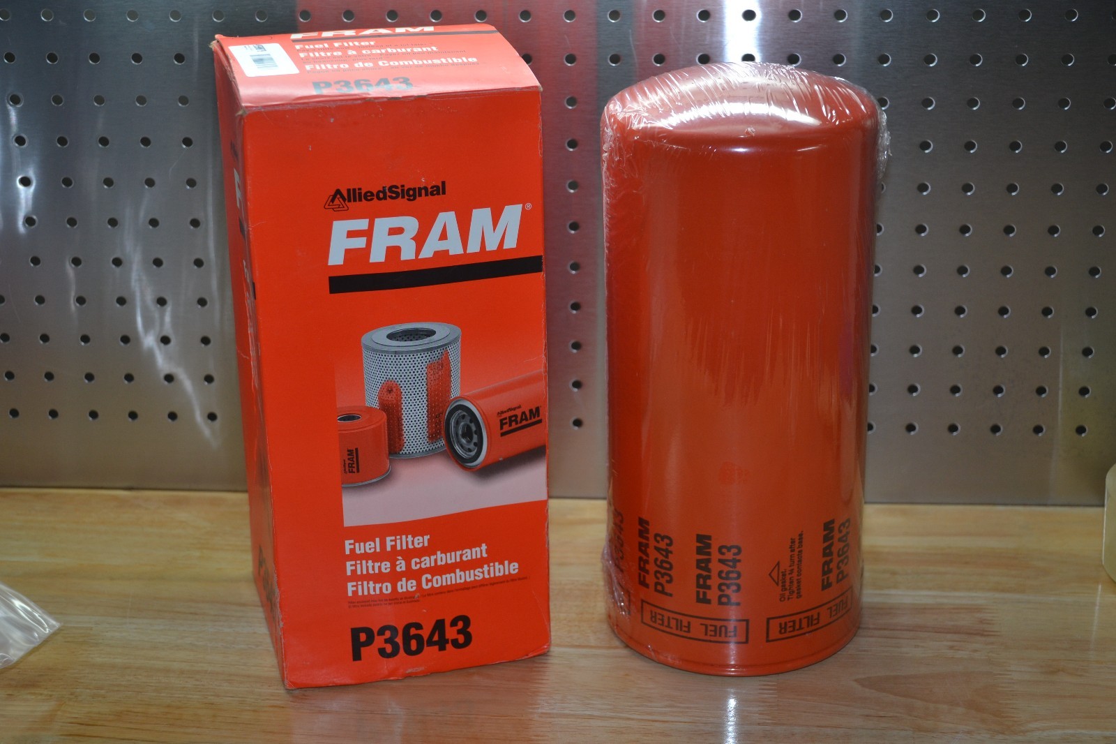 CATERPILLAR 1R0715 Cross reference fuel filters