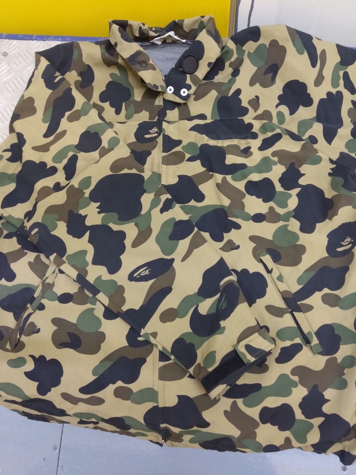 BAPE / A Bathing Ape Gore-tex Waterproof Military Jacket Size L Mint Condition image 3