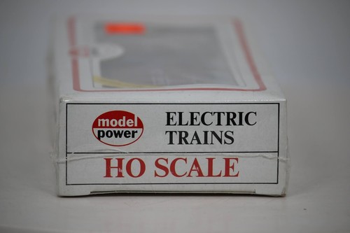 HO Scale Model Power Heavyweight Canadian National Manitoba 40’ Box Car #7958 - Picture 3 of 4